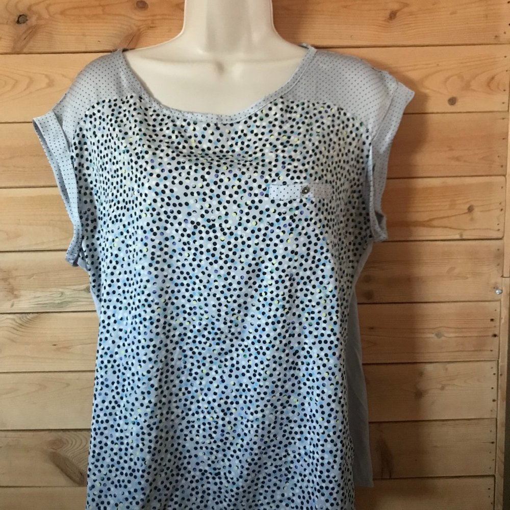 The limited short Sleeve blouse